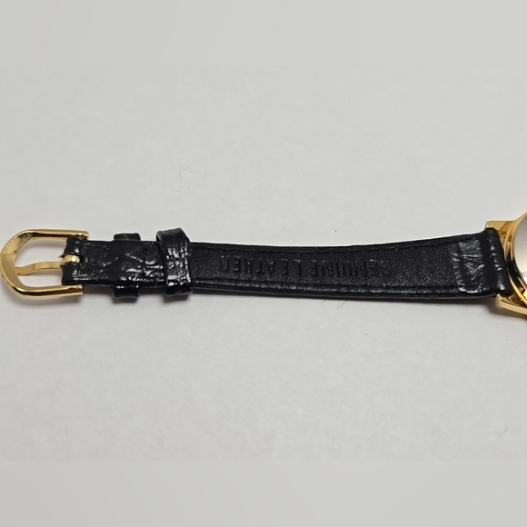 Regina Dominican High School Gold Tone Watch Image Watches New Battery